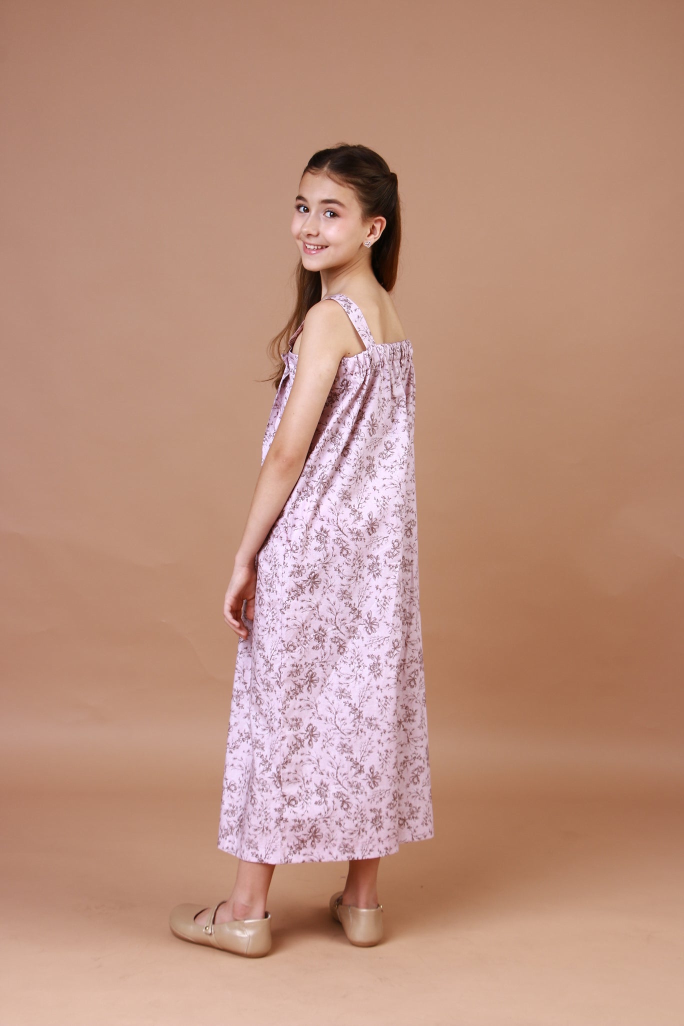 Macacão Infantil Cassis Flores Rose