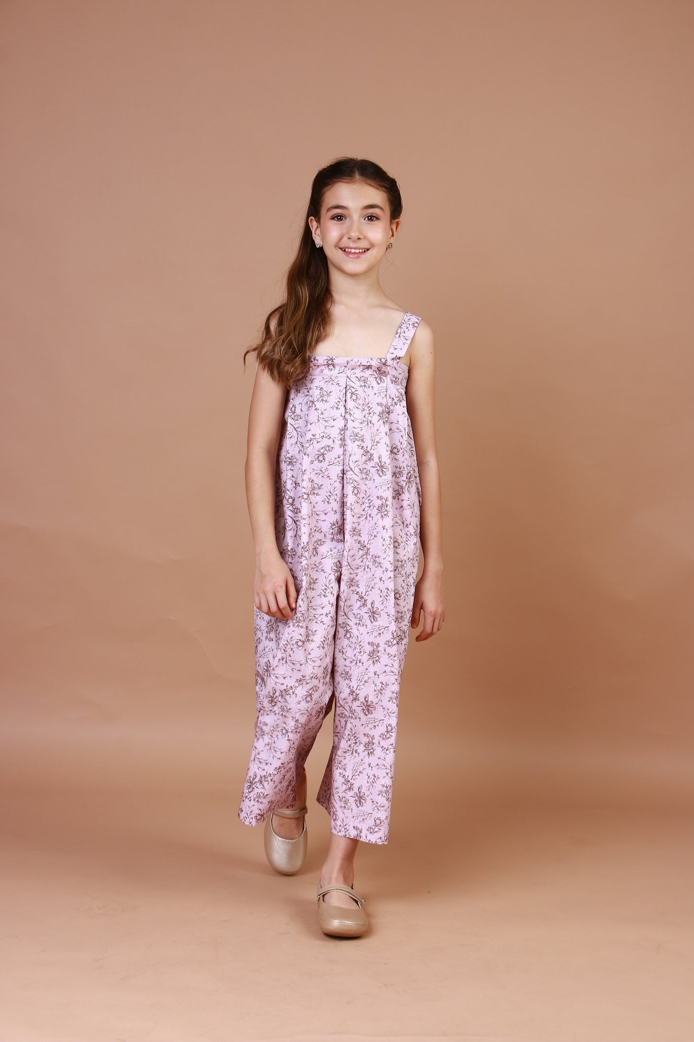 Macacão Infantil Cassis Flores Rose