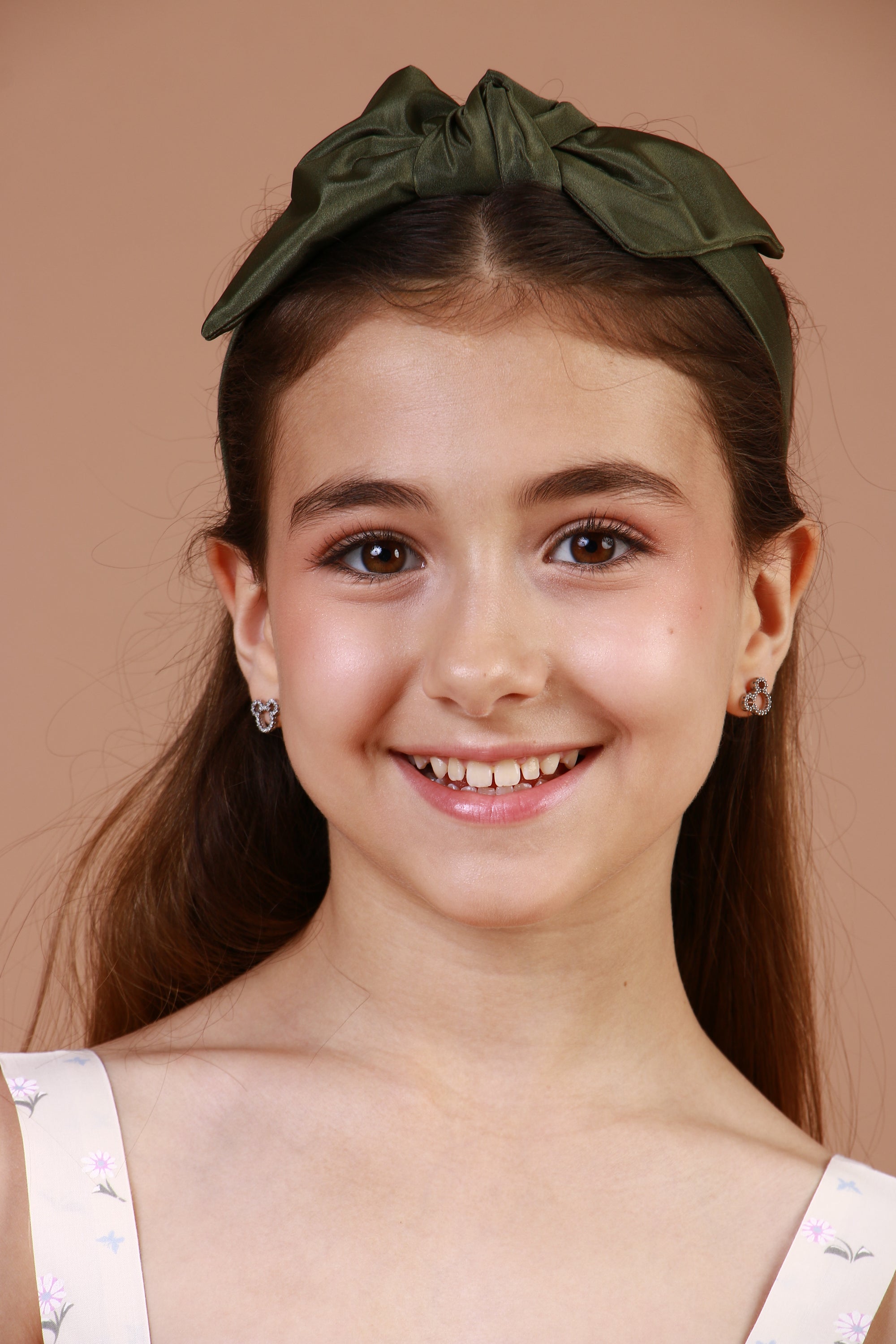 Tiara Laço Tafetá Verde Oliva